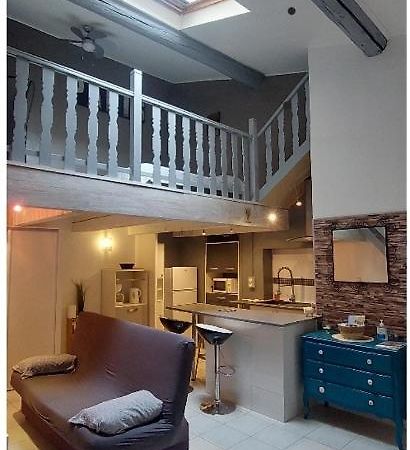 Petit Cocon Pour 2 A 4 Personnes En Centre Ville Apartamento Nimes Exterior foto